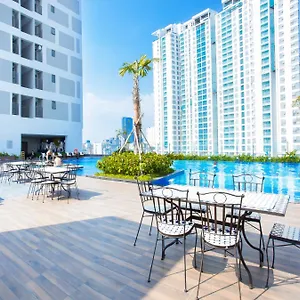 Apartment Double E Saigon In Rivergate Building, Ho Chi Minh City